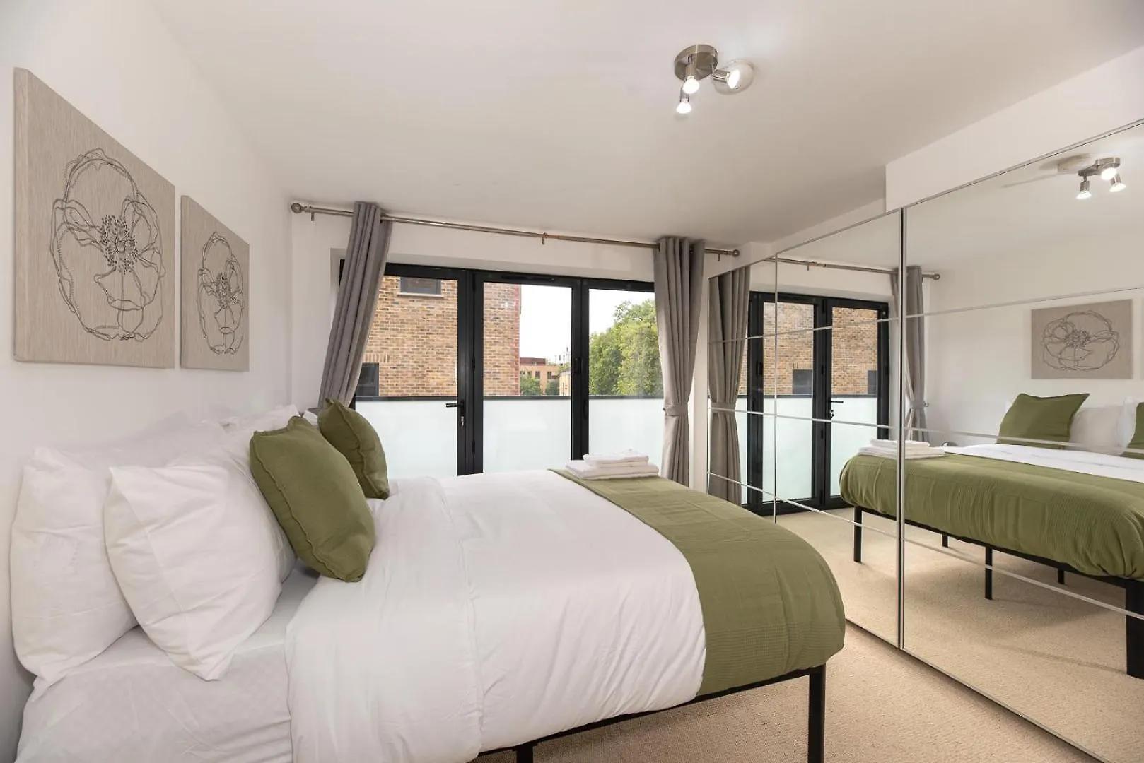 Lux Bermondsey Apartments Near Tower Bridge لندن